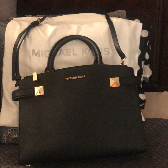 Brand new Michael Kors Purse - Picture 2 of 4